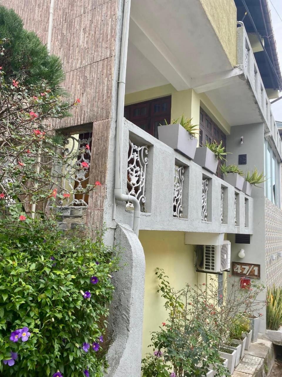 Grand Resort Kandy Eksteriør bilde