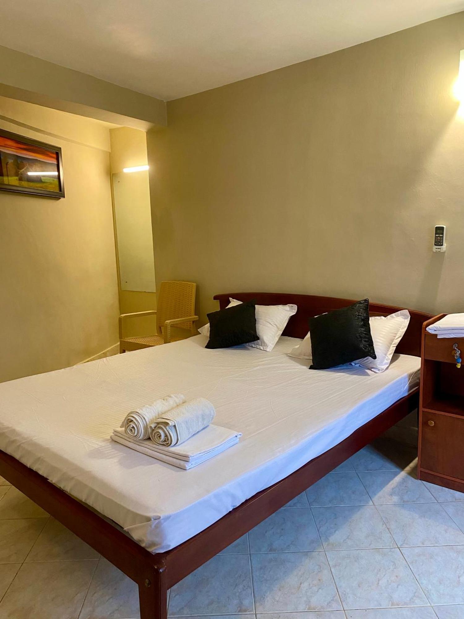 Grand Resort Kandy Eksteriør bilde