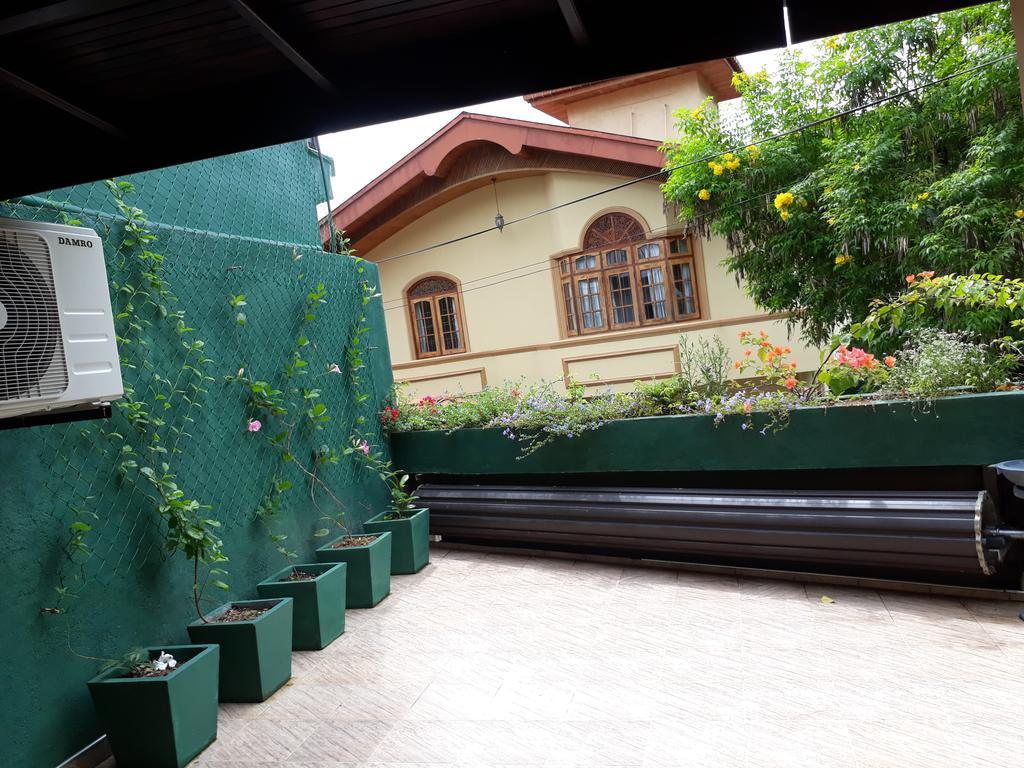 Grand Resort Kandy Eksteriør bilde