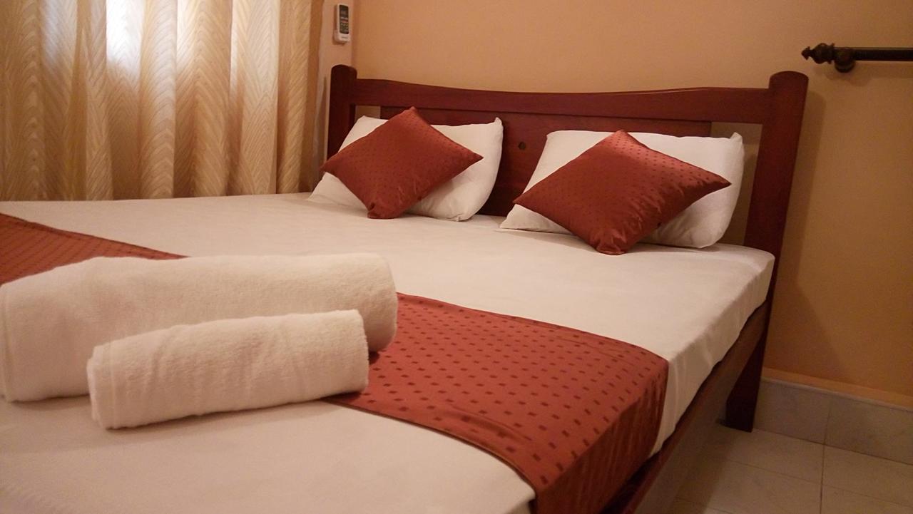 Grand Resort Kandy Eksteriør bilde