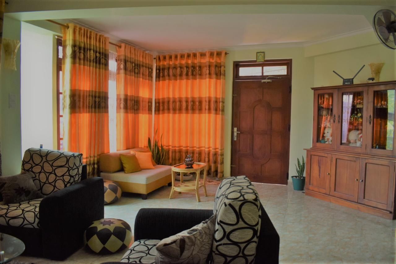 Grand Resort Kandy Eksteriør bilde